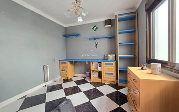 Property slide 17