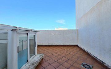 Property slide 21