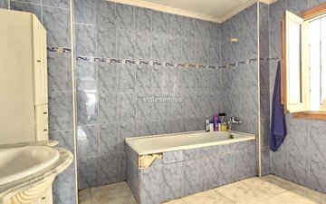 Property slide 18