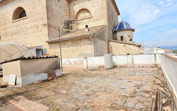 Property slide 21