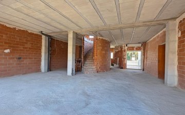 Property slide 21