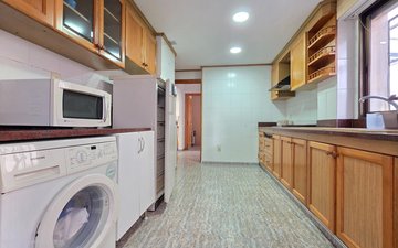Property slide 21