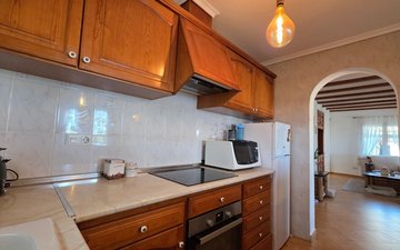 Property slide 21
