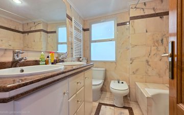 Property slide 10