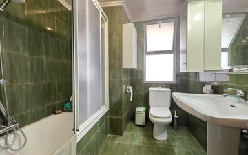 Property slide 14
