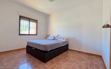 Property slide 14