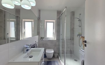 Property slide 10