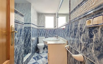 Property slide 10