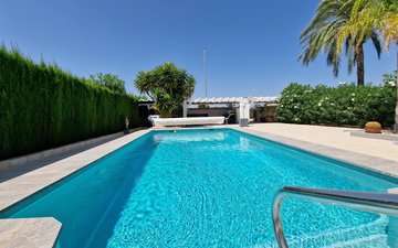 Property slide 39