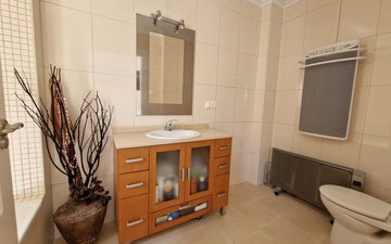 Property slide 19