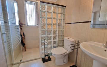Property slide 21