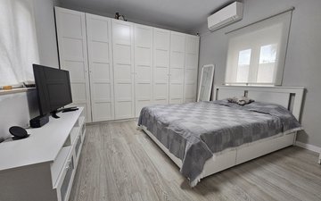 Property slide 8