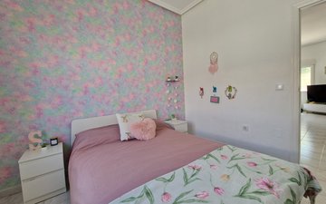 Property slide 32