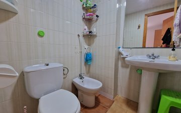 Property slide 16
