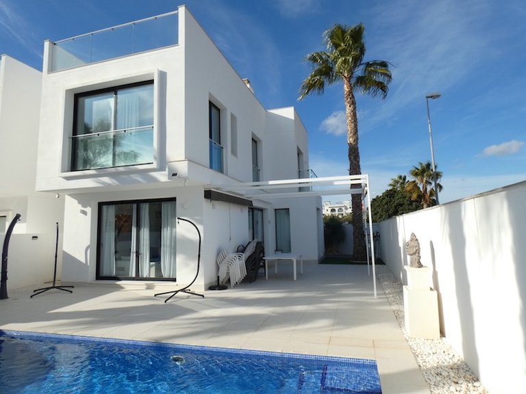 Villa for Sale in Ciudad Quesada, Alicante 1