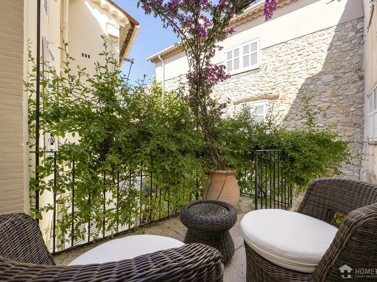 Villa for Sale in Mougins, Mougins, Valbonne, Grasse Area 7