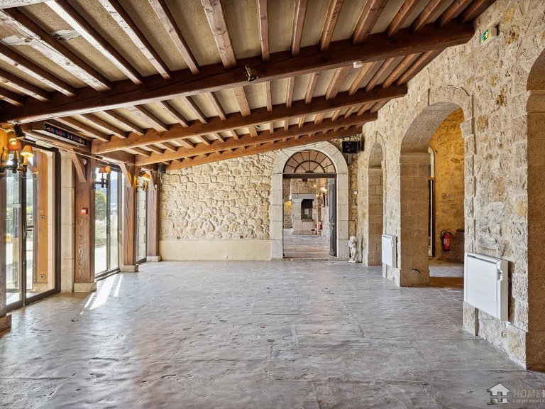 Villa for Sale in Le Bar Sur Loup, Mougins, Valbonne, Grasse Area 4