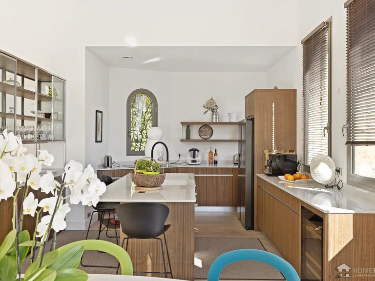 Villa for Sale in Mougins, Mougins, Valbonne, Grasse Area 6