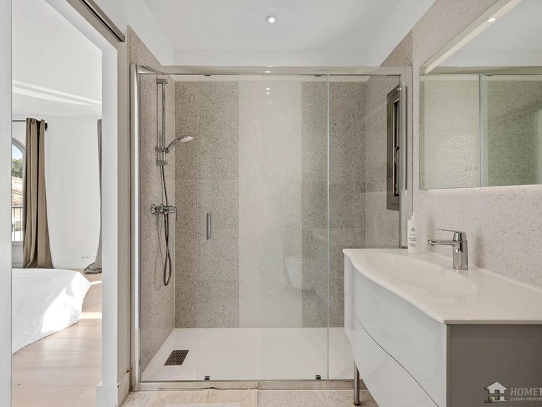 Villa for Sale in Mougins, Mougins, Valbonne, Grasse Area 8