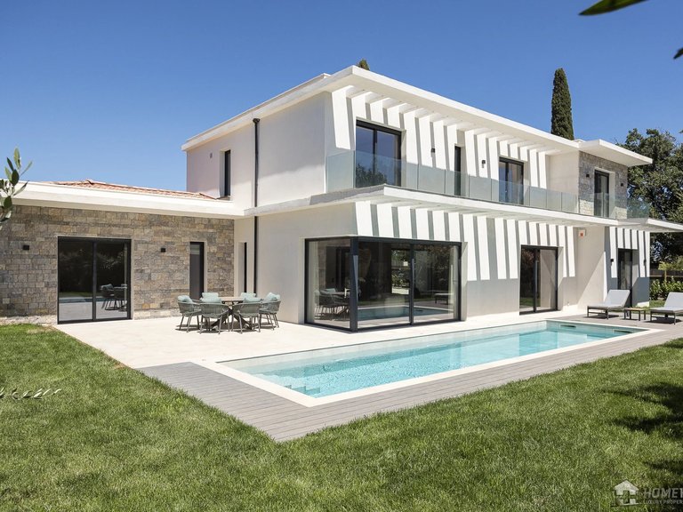 Villa for Sale in Mougins, Mougins, Valbonne, Grasse Area 1
