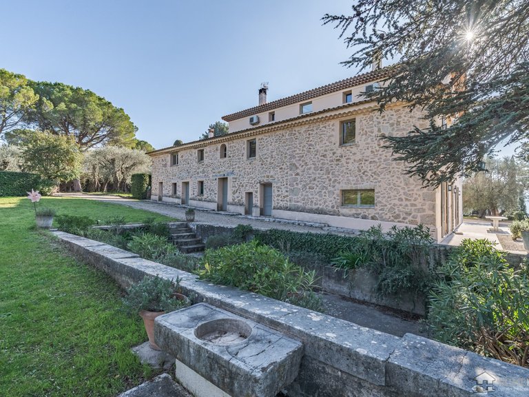 Villa for Sale in Grasse, Mougins, Valbonne, Grasse Area 5