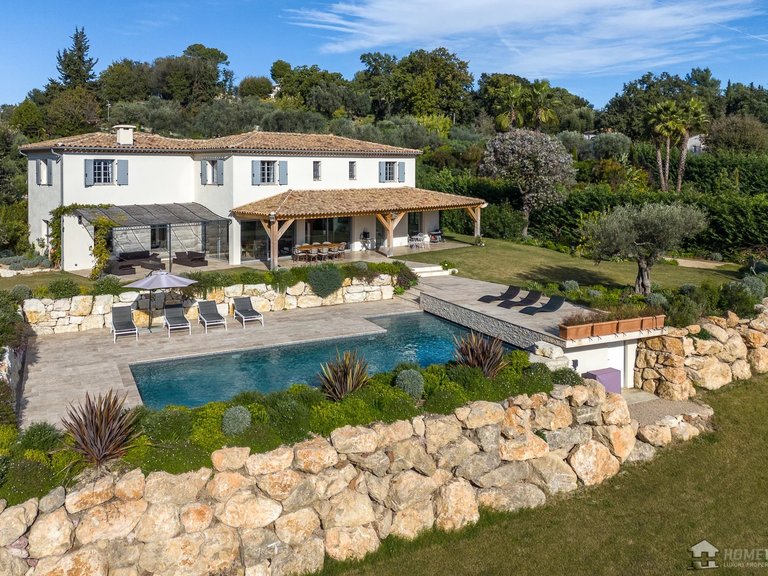 Villa for Sale in Roquefort Les Pins, Mougins, Valbonne, Grasse Area 1