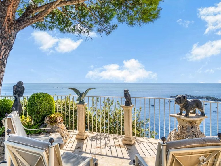 Villa for Sale in Villefranche Sur Mer, Villefranche, Cap Ferrat Area 6