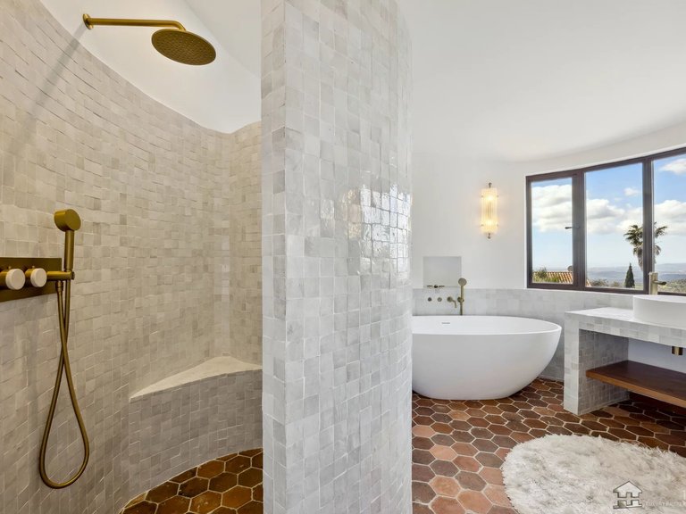 Villa for Sale in Vence, Vence, St. Paul Area 11