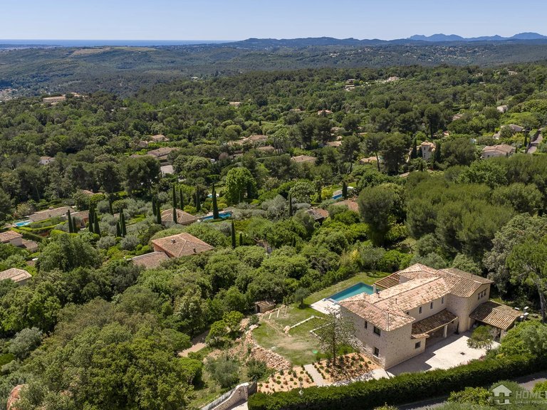 Villa for Sale in St Paul, Vence, St. Paul Area 3