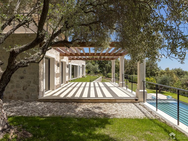 Villa for Sale in St Paul, Vence, St. Paul Area 5