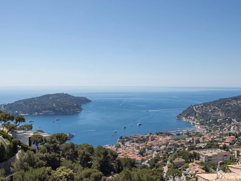 Villa for Sale in Villefranche Sur Mer, Villefranche, Cap Ferrat Area 3