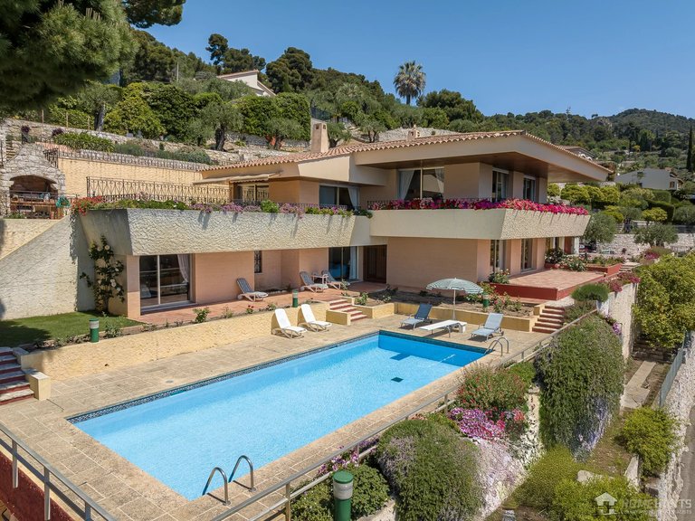 Villa for Sale in Villefranche Sur Mer, Villefranche, Cap Ferrat Area 4