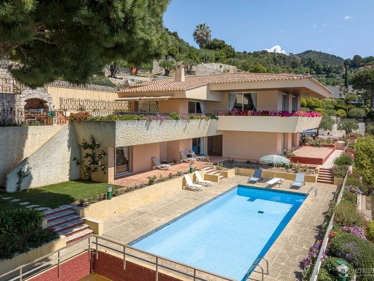 Villa for Sale in Villefranche Sur Mer, Villefranche, Cap Ferrat Area 5