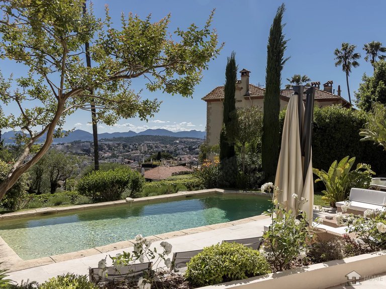 Villa for Sale in Le Cannet, Cannes Area 2