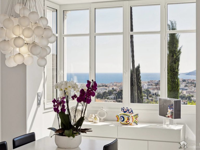 Villa for Sale in Le Cannet, Cannes Area 3