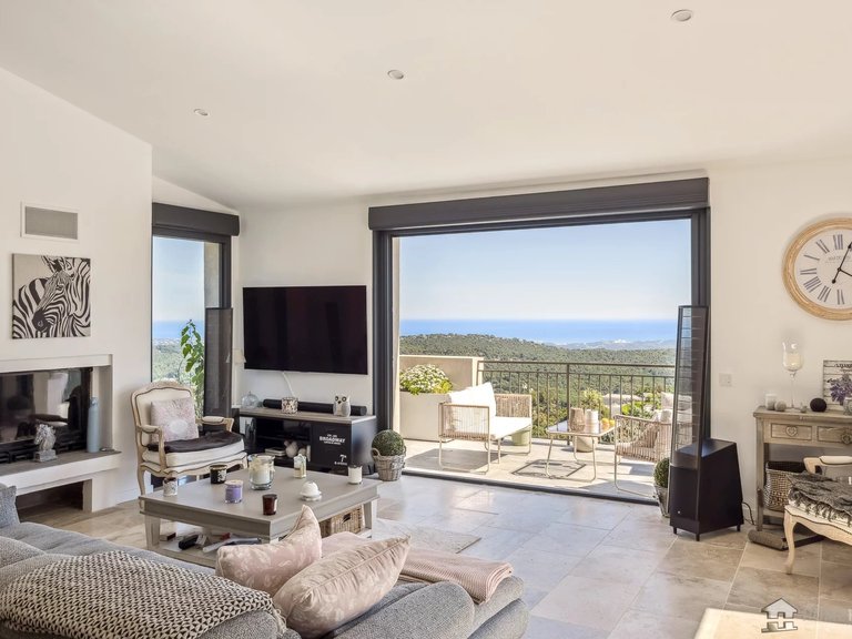 Villa for Sale in Tourrettes Sur Loup, Vence, St. Paul Area 8