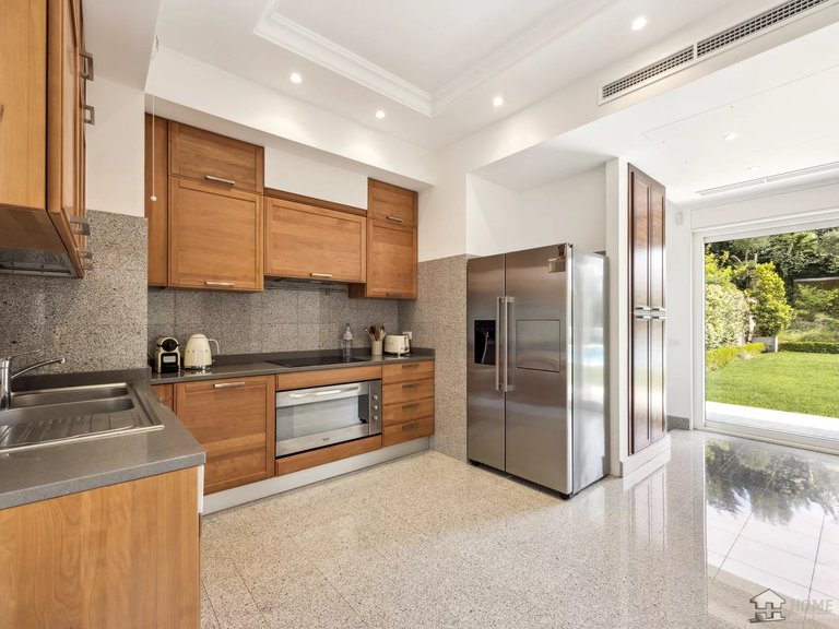 Villa for Sale in Villefranche Sur Mer, Villefranche, Cap Ferrat Area 2
