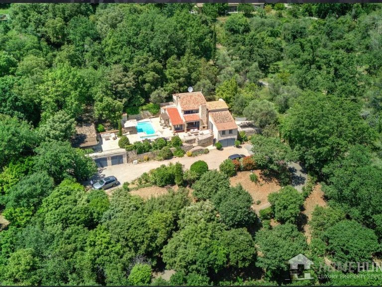 Villa for Sale in Le Tignet, Mougins, Valbonne, Grasse Area 12