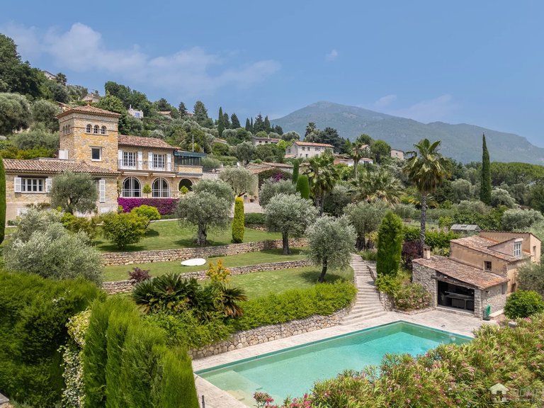 Villa for Sale in Le Bar Sur Loup, Mougins, Valbonne, Grasse Area 1