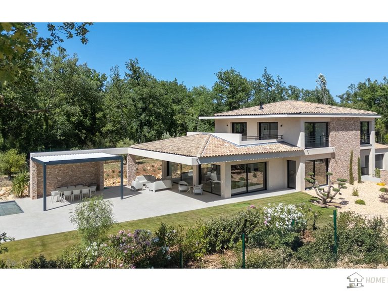 Villa for Sale in Fayence, Var Countryside (fayence, Lorgues, Cotignac) 1