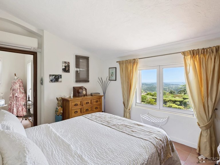 Villa for Sale in Peymeinade, Mougins, Valbonne, Grasse Area 7