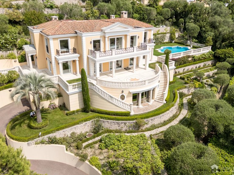 Villa for Sale in Villefranche Sur Mer, Villefranche, Cap Ferrat Area 5