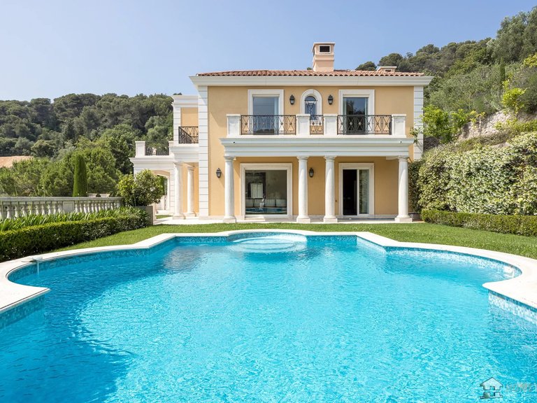 Villa for Sale in Villefranche Sur Mer, Villefranche, Cap Ferrat Area 7