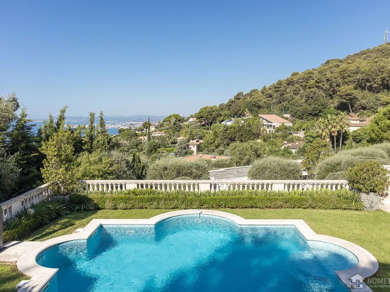 Villa for Sale in Villefranche Sur Mer, Villefranche, Cap Ferrat Area 10