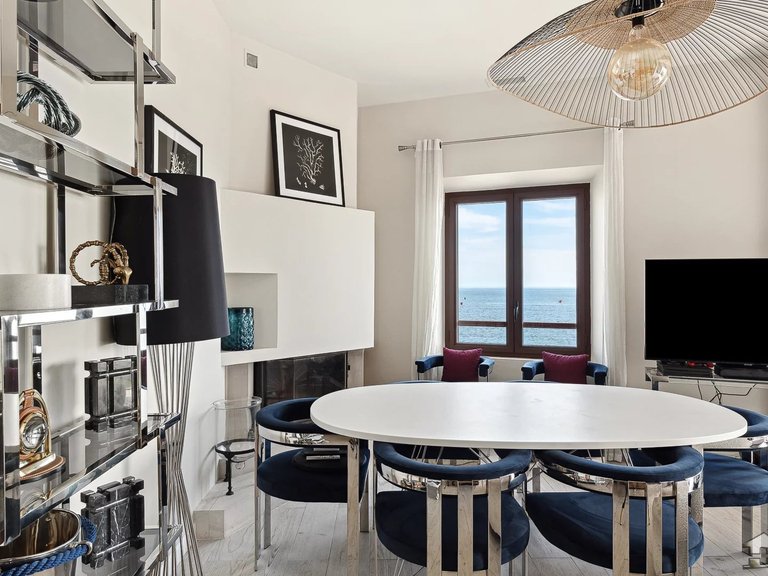 Villa for Sale in Cannes, Cannes Area 4
