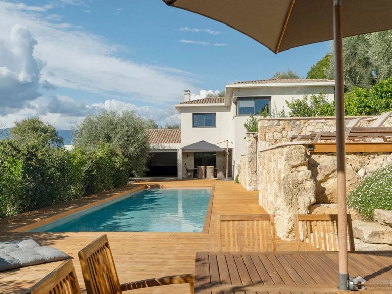 Villa for Sale in Mougins, Mougins, Valbonne, Grasse Area 1