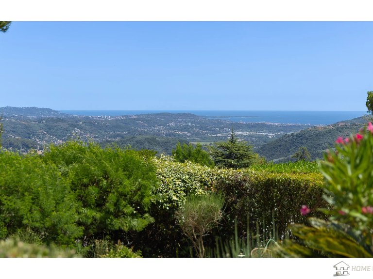 Villa for Sale in Peymeinade, Mougins, Valbonne, Grasse Area 9