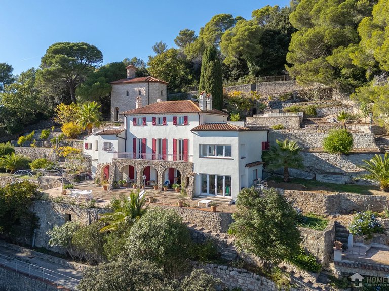 Villa for Sale in Grasse, Mougins, Valbonne, Grasse Area 1