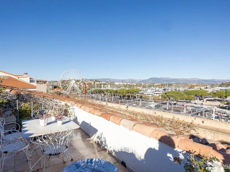 Apartment for Sale in Antibes, Antibes Area 1