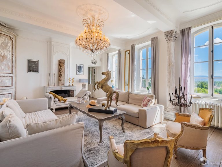 Villa for Sale in , Avignon And North Provence 7